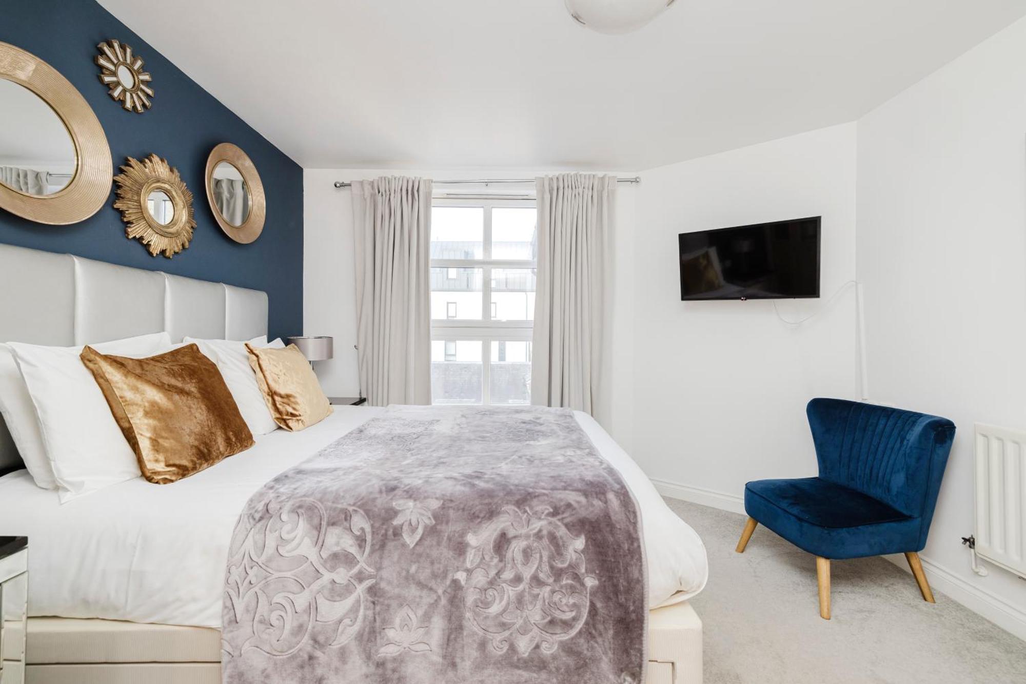 Joivy Stylish Apartment With Balcony In Old Town เอดินบะระ ภายนอก รูปภาพ